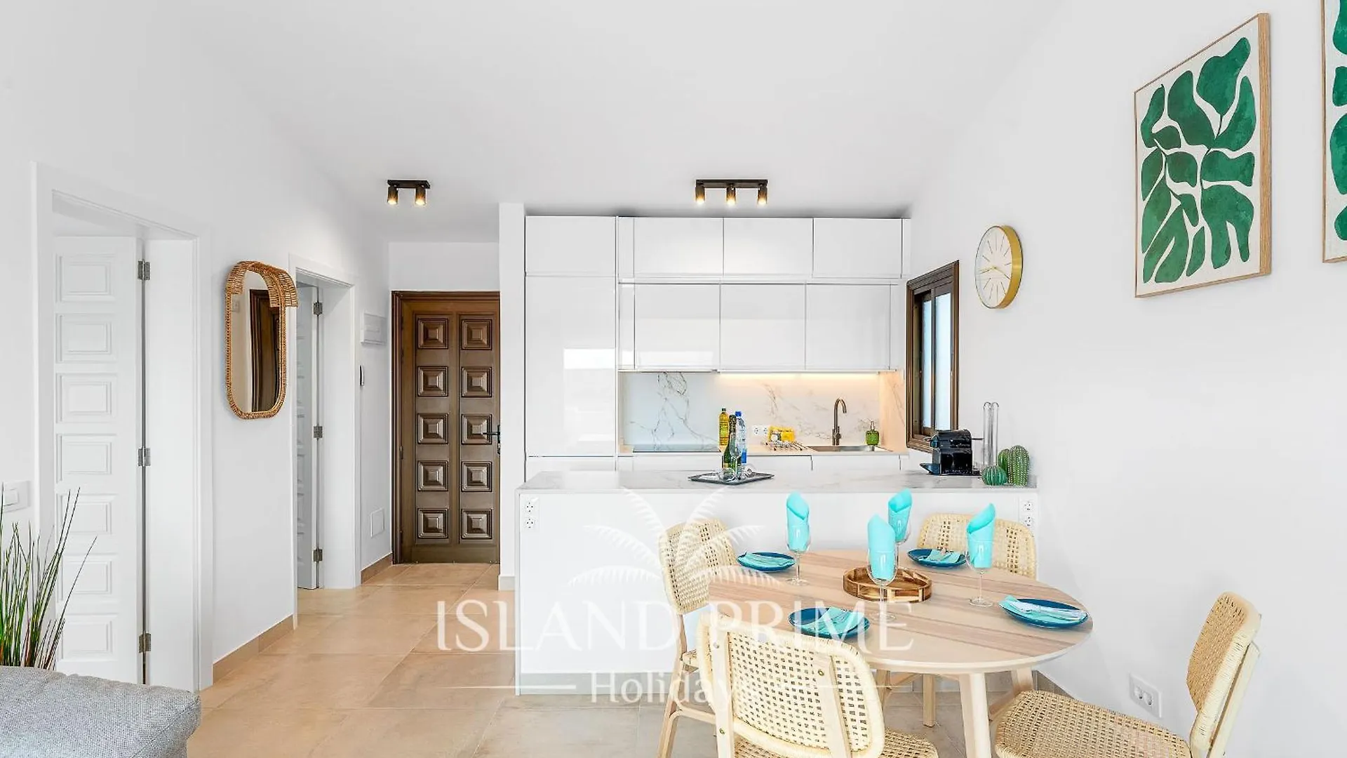 Stunning Ocean Views Holiday With Heated Pool In Amarilla Golf Apartment San Miguel de Abona